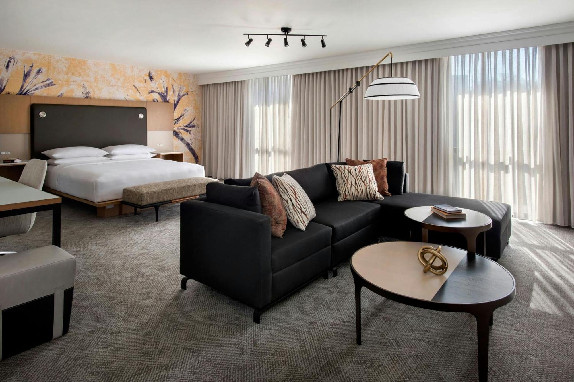 เวสต์เชสเตอร์ แมริออท Hotel แทร์รีทาวน์ ภายนอก รูปภาพ